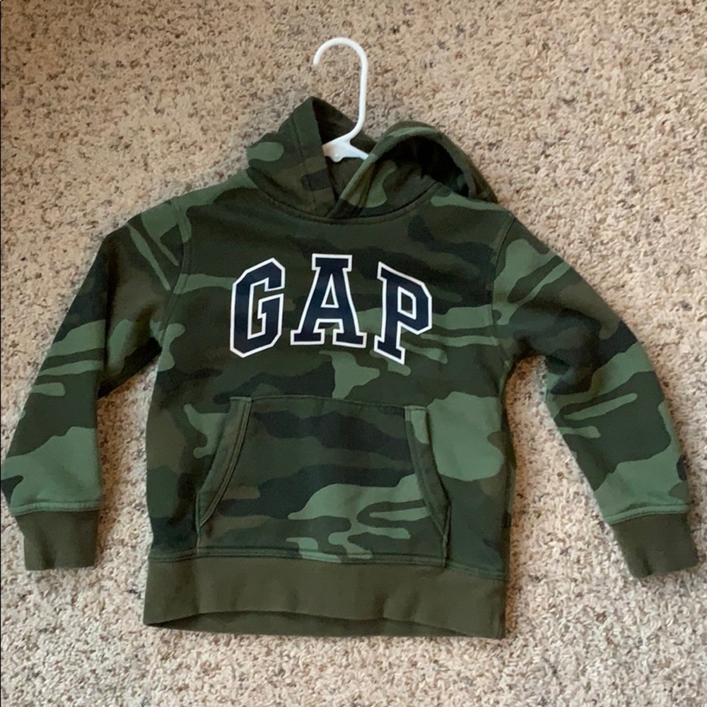 Boys Gap sweatshirt